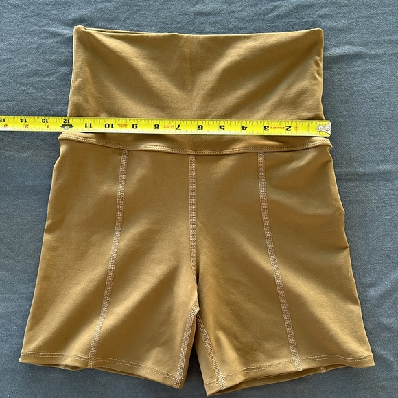 Short biker shorts by Live The Process. Size M. - Picture 8 of 9